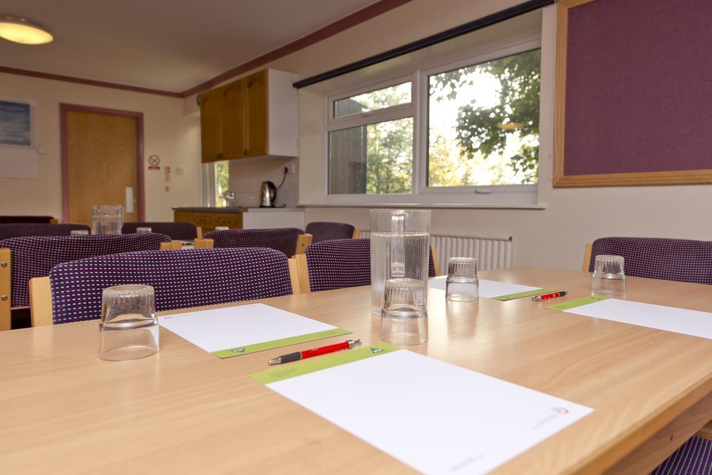 Yha Eyam Hostel Ngoại thất bức ảnh