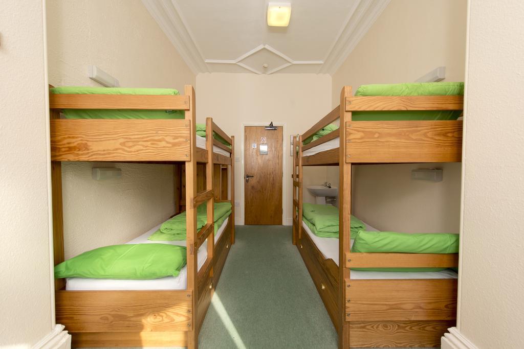 Yha Eyam Hostel Ngoại thất bức ảnh